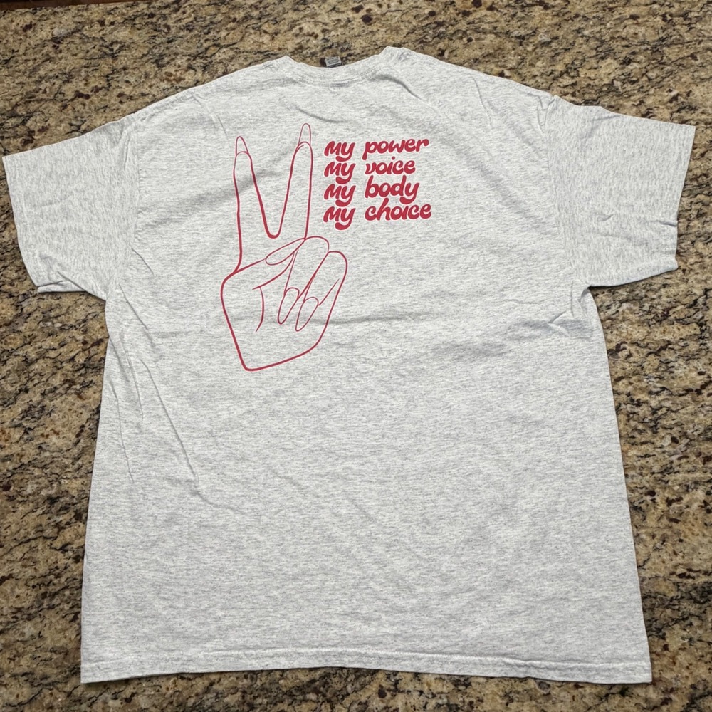 Gildan My Body My‎ Choice Graphic T-Shirt Gray Womens XL Short Sleeve Peace Sign
